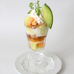 ル パティシエ タカギ  - 【季節限定】パルフェ ムロン