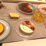 シェヌー - デザート・ワゴンサービス