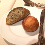 シェヌー - 自家製パン