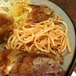 都賀 - ハンバーグのピカタ・クリームコロッケのスパゲティ