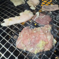 ホルモン焼肉 富や 栄店 - 