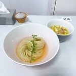 ヨコクラストアハウス - 