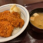 安兵衛 - ランチ たれカツ丼 半ライス