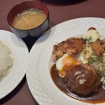 サウスウッド - 