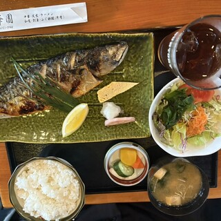 彩食酒遊房 信華園_0