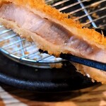 キッチン REST - ここまで美味しいとんかつは久しぶり。
      専門店でもないのに異常なクオリティ。