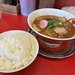 丸髙中華そば - ご飯のお供にラーメンを