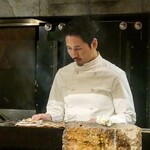 アカ - 東シェフ