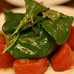 トマトとルッコラのサラダ