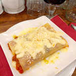 カフェ エ バール ドゥー - ラグーのカネロニオーブン焼き（￥810）。挽肉トマト煮を、マカロニ生地で包んだラザニア風