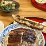 炭焼うな富士 - 肉厚うなぎ
