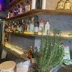 STREET BAR PIN - 店内