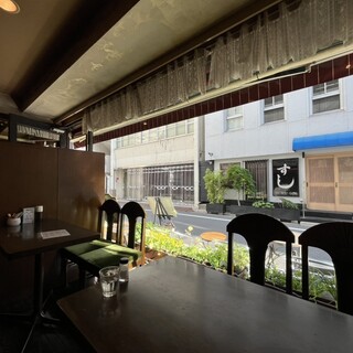 カフェ・ラパン_2