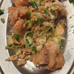 酒呑中華コテツ - セセリのガーリック炒め