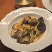 Rossi - 王様しいたけとカラスミのアーリオ オーリオスバゲッティーニ 2900円