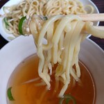 第一亭 - 次に〜スープにつけて。。