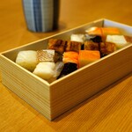 吉野鯗 - 箱寿司８切