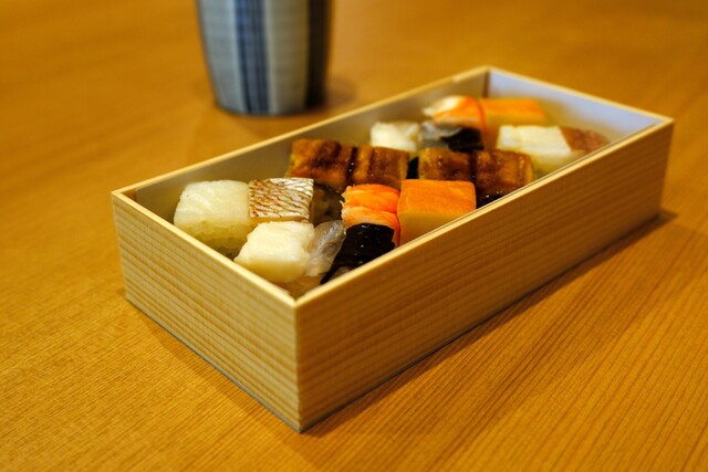 ヨシノさん３箱 ヨシノさん3箱