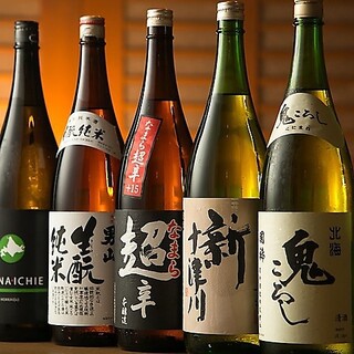20種以上の銘柄日本酒・ウイスキー山崎18年や25年取り揃え