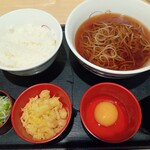 いろり庵きらく - 朝食セット￥380 つゆ多めでお願いしたら通常サイズの丼に入れてくれたよ♪