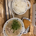 野菜を食べるごちそうとん汁 ごちとん ホワイティうめだ店 - 