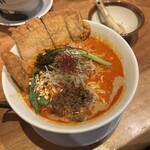 四川担々麺 赤い鯨 赤坂店 - 