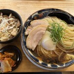 らぁめん しゅき - 冷やし中華しゅきらしく＆炙りチャーマヨ丼＆キムチ