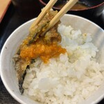 揚げたて天ぷら から天 - ウニはおしょう油で ウニ丼風に
