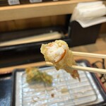 揚げたて天ぷら から天 - わかるかな？  海老天が大きくてしっかりしてる〜