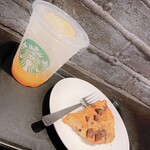 スターバックスコーヒー 浦和 蔦屋書店 - 