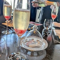 DINING & BAR TABLE 9 TOKYO - 