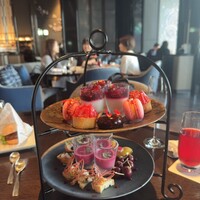 DINING & BAR TABLE 9 TOKYO - 