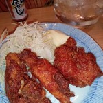 立ち呑み 晩杯屋 - 唐揚げ￥220 この日は小さいwはずれw