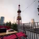 札幌 ルーフトップジンギスカン - テレビ塔が見やすい