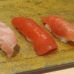 佐渡廻転寿司 弁慶 - 鮪三貫