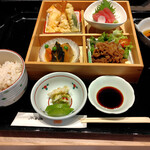 しゃぶしゃぶ・日本料理 木曽路 - 松花堂