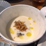 flour+water - 春かぶと淡玉葱のポタージュ