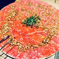 渋谷焼肉 KINTAN - ぐるーって箸で食べる
