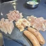 隠れ家個室 炭火鶏焼き 濃厚水炊き鍋 鶏まる - 