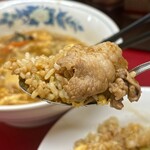 新珍味 - 肉盛りチャーハンの肉