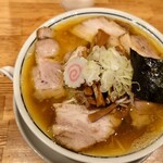 there is ramen - チャーシュー麺