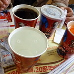 肯德基 - ドリンクとケチャップ