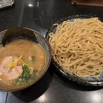 青山焼鳥倶楽部 昼の部 らーめん・つけ麺屋 - 