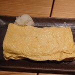 寿司と焼き鳥大地 - 出汁巻玉子590円(税抜)