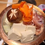 寿司と焼き鳥大地 - 鶏鍋(水炊き)790円(税抜)