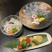 泳ぎとらふぐ活蟹料理 あじ平 曽根崎 - 