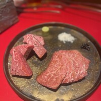 和牛とタン 焼肉 とみ 新橋本店 - 