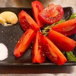 鉄板居酒屋 ちかおちゃん - 冷やしトマト　418円税込
