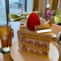 Sophie at EDITION - 