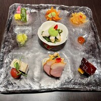 THE DINING シノワ唐紅花＆鉄板フレンチ蒔絵 - 